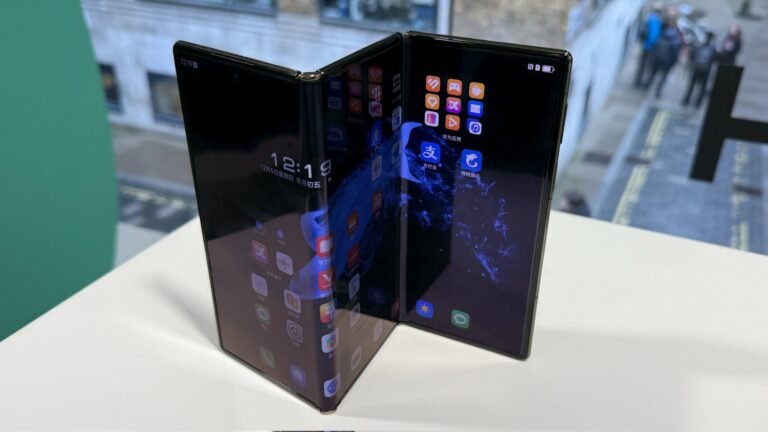 Samsung Tri-Fold phone