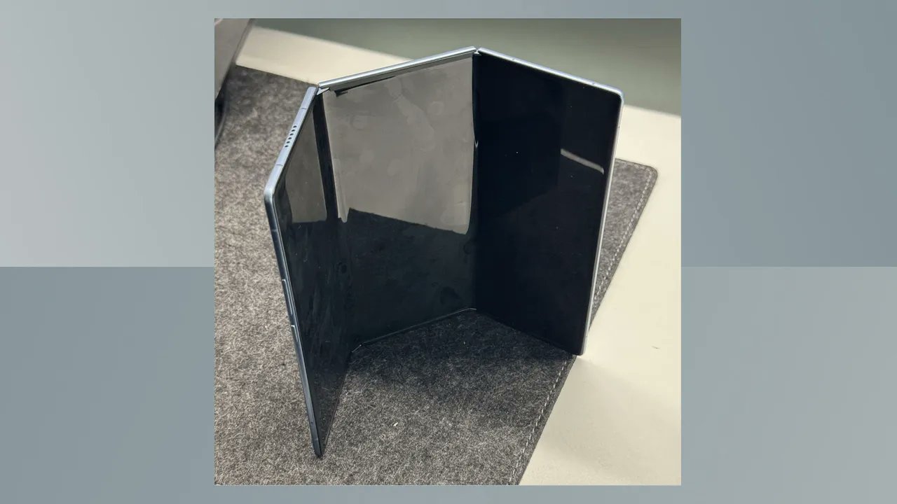 Galaxy G Fold